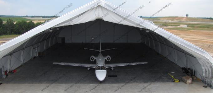 Tienda de aluminio del hangar de los aviones del marco temporal con el